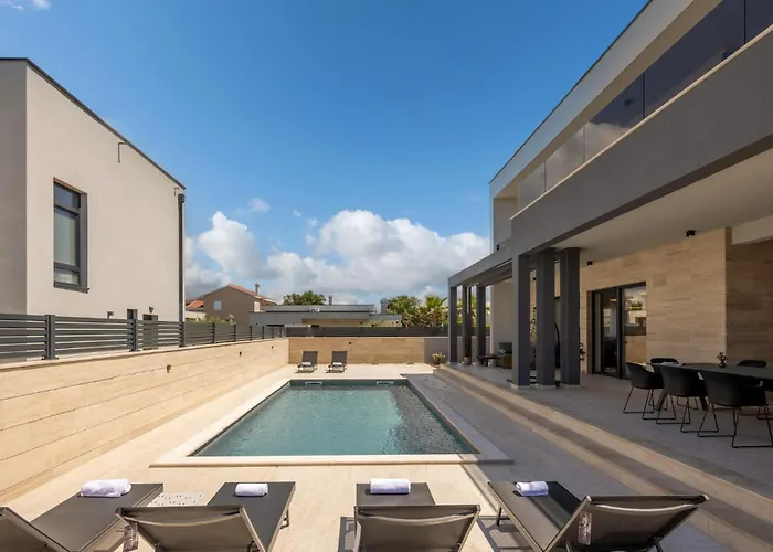 5 Bedroom Stunning In Dom wakacyjny *