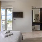 Luxurious In Nin