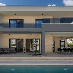 Holiday home Luxurious In *