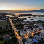 Holiday home Luxurious In Nin